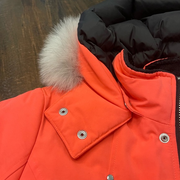 Moose Knuckles Unisex Parka - Picture 8 of 12